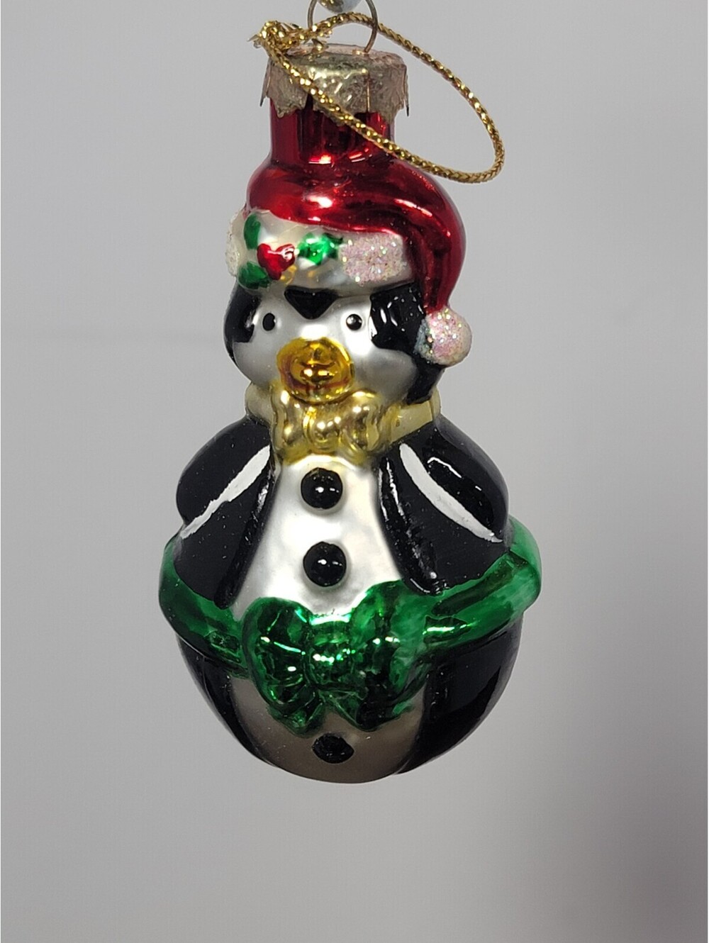 Penguin Christmas Ornament Thomas Pacconi Blown Glass Green Bow round bottom
